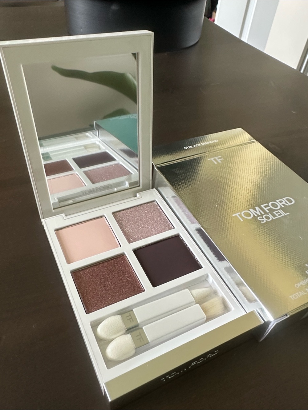 Tom Ford Soleil Eyeshadow Quad -01 BLACK DIAMOND
